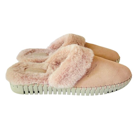 Skechers Slippers Women's Size 9 Blush Pink Suede Faux Fur Slip On Mule NEW - Picture 2 of 11